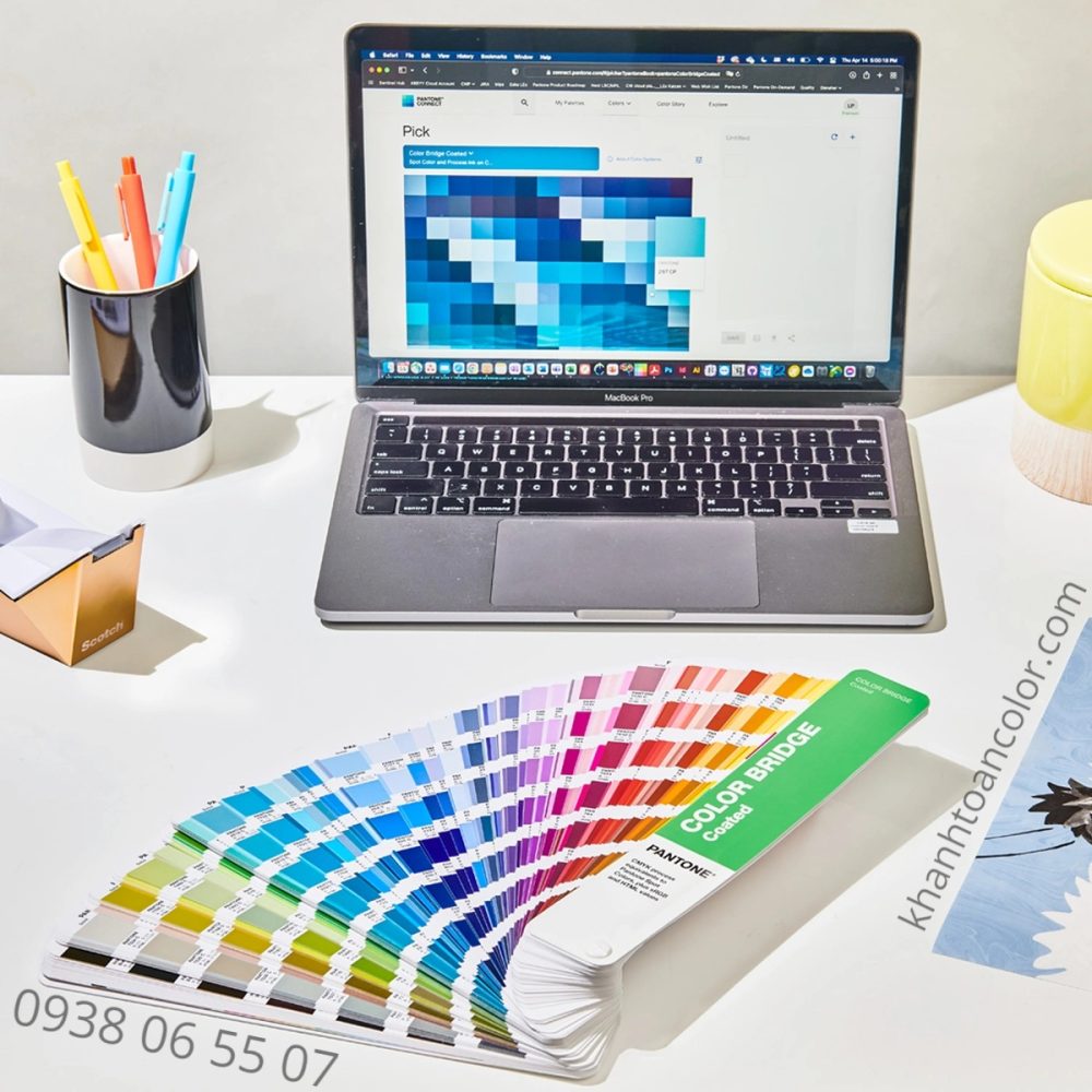 Pantone-color-bridge-coated-GG6103B-nam-2023-2359-mau-solid-cmyk-rgb-html