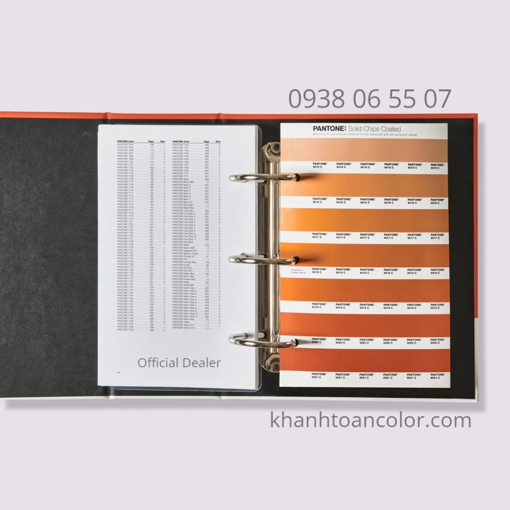 Bang-mau-pantone-solid-color-set-GP1608B-nam-2023-2390-mau